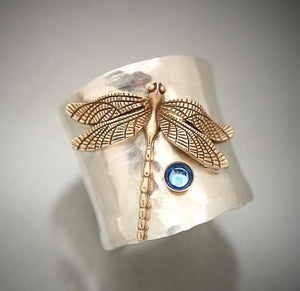 欧美时尚戒指~新款时尚天然宝石月光石蜻蜓戒指女士订婚结婚纪念复古戒指