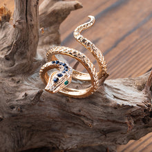 將圖片載入圖庫檢視器 欧美时尚戒指~指环 欧美创意蛇形微镶宝蓝锆石男女戒指

