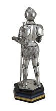 將圖片載入圖庫檢視器 能量雕像系列~*进口中世纪盔甲骑士，带宝剑，仿古银饰雕像
