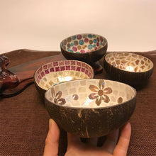 將圖片載入圖庫檢視器 Wicca椰壳装饰碗椰壳制品镶嵌贝壳彩色水晶收纳碗仪式摆件收纳碗
