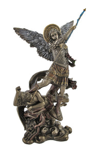能量雕像系列~进口大天使迈克尔在打败路西法雕像