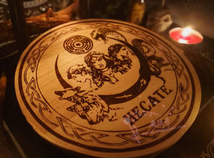 进口Hecate赫卡特女神祭坛桌摆件 能量盘 月亮、黑夜和灵魂女神