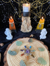 將圖片載入圖庫檢視器 魔法烛台~塔罗占卜系列~ 创意香薰烛台 天然根雕朽木木质烛台 祭坛摆件 塔形香薰蜡烛
