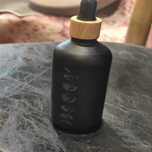 新直售100ML精油玻璃瓶子黑色月相款雕刻空瓶女巫收纳瓶
